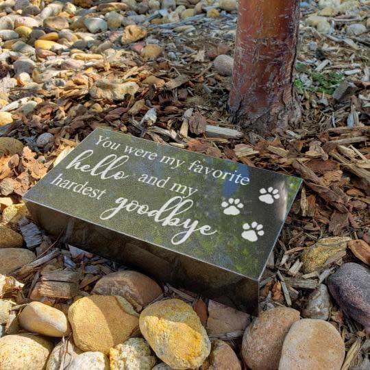 Pet Memorial Stone with Favorite Hello Saying